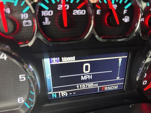 Used 2016 Chevrolet Silverado 1500 LT w/ Midnight Edition AWD/4WD image 46