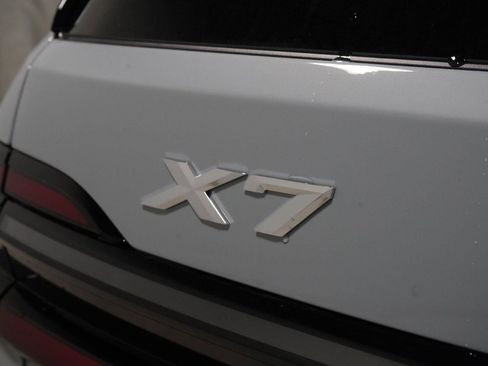 New 2027 BMW X7 xDrive40i w/ M Sport Package AWD/4WD image 24