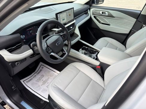 New 2026 Ford Explorer Platinum w/ LUX Leather Package image 20