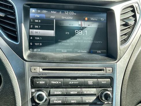 Used 2017 Hyundai Azera Limited image 14