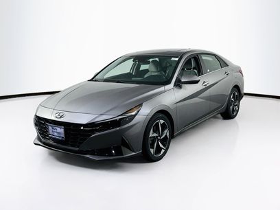 Used 2023 Hyundai Elantra Limited