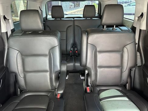 Used 2019 GMC Acadia SLT FWD image 40