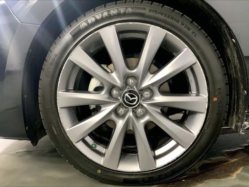 Used 2024 MAZDA MAZDA3 s FWD image 9
