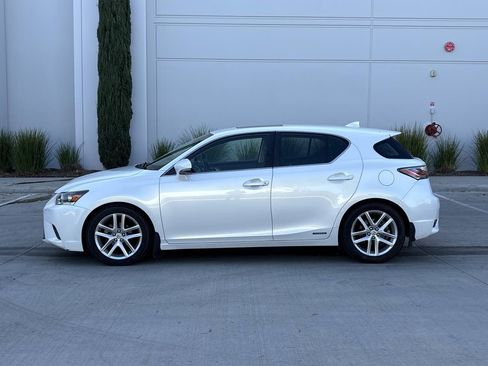 Used 2015 Lexus CT 200h FWD image 6