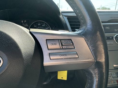 Used 2011 Subaru Legacy 3.6R Limited AWD/4WD image 10