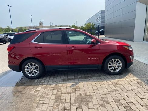 Used 2020 Chevrolet Equinox LT FWD image 4