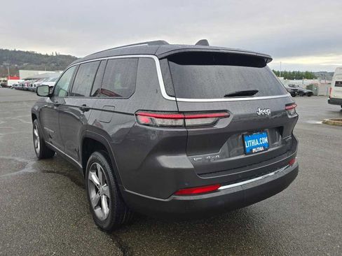 Used 2022 Jeep Grand Cherokee L Limited image 3
