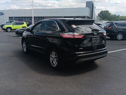 Used 2024 Ford Edge SEL w/ Convenience Package AWD/4WD image 7