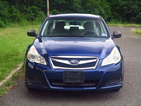 Used 2011 Subaru Legacy 2.5i AWD/4WD image 25