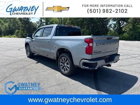 Used 2024 Chevrolet Silverado 1500 RST w/ Z71 Off-Road Package AWD/4WD image 7