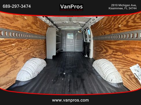Used 2015 Chevrolet Express 3500 Extended RWD image 13