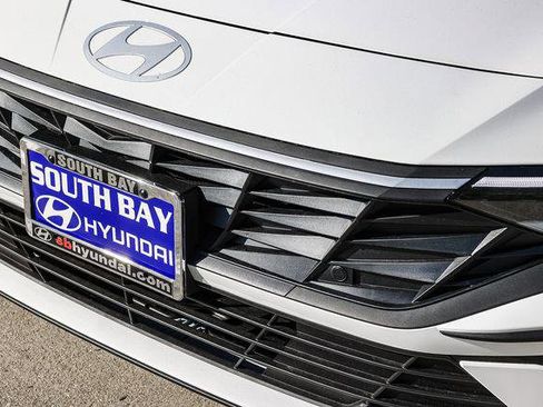New 2026 Hyundai Elantra Sport FWD image 11