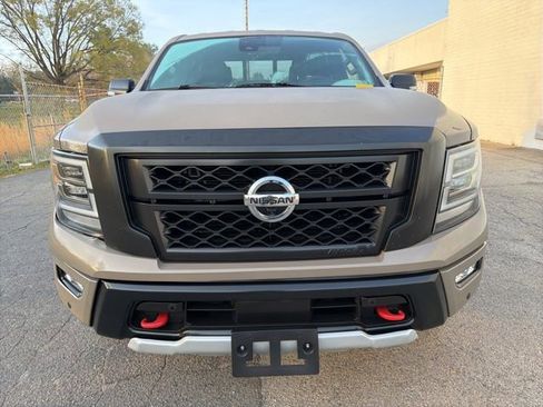 Used 2023 Nissan Titan PRO-4X w/ Pro-4x Convenience Package AWD/4WD image 7
