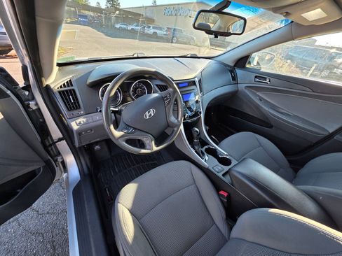 Used 2013 Hyundai Sonata GLS w/ Popular Equipment Pkg image 11