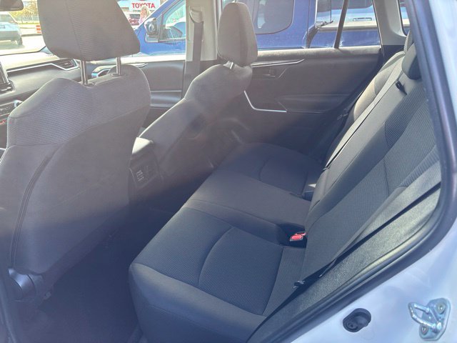 Used 2025 Toyota RAV4 LE AWD/4WD image 26