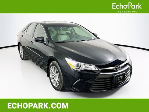 Used 2016 Toyota Camry XLE w/ Moonroof Package image 1