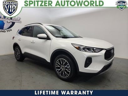 New 2025 Ford Escape Base w/ Class II Trailer Tow Package