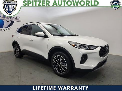 New 2025 Ford Escape Base w/ Class II Trailer Tow Package image 1