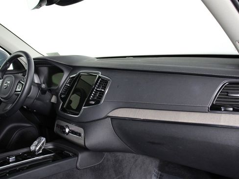 Certified 2023 Volvo XC90 T8 Ultimate image 22