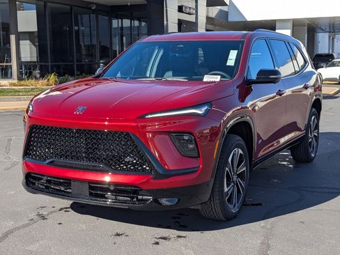 New 2026 Buick Enclave Sport Touring w/ Power Package image 9