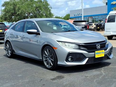 Used 2018 Honda Civic Sport image 3