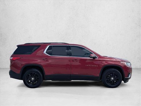 Used 2020 Chevrolet Traverse LT FWD image 4