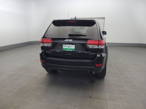 Used 2022 Jeep Grand Cherokee Laredo E image 7