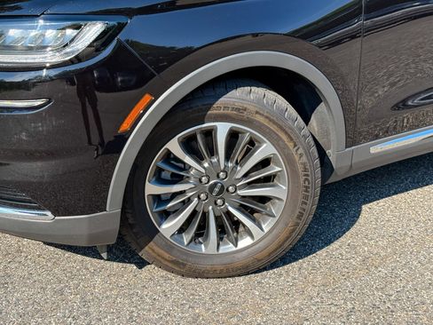 Used 2023 Lincoln Nautilus AWD w/ Premium Package image 10