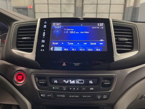 Used 2017 Honda Pilot EX-L image 23