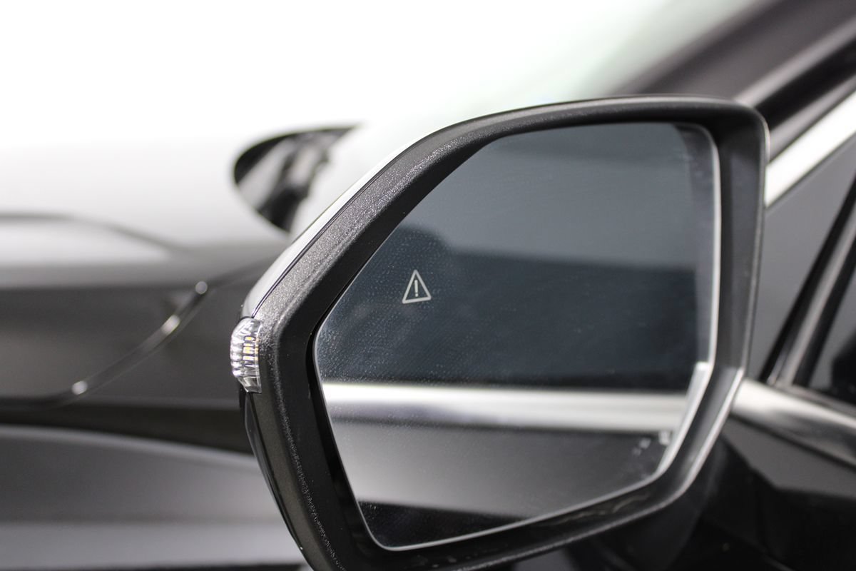 Used 2025 Hyundai Palisade SEL FWD image 45