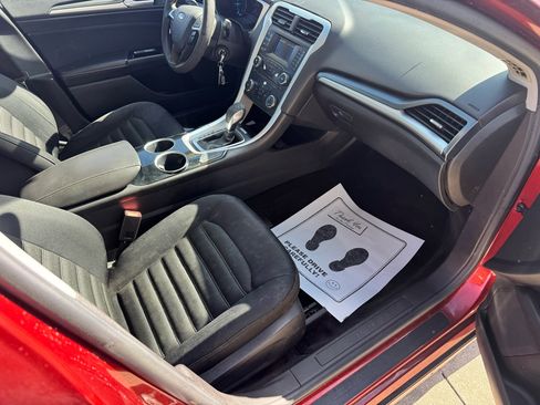 Used 2014 Ford Fusion SE image 11