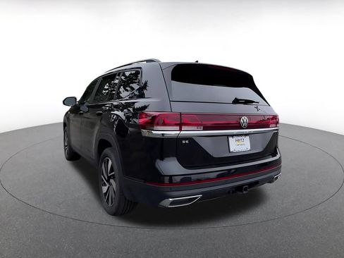 Used 2026 Volkswagen Atlas SE FWD image 11