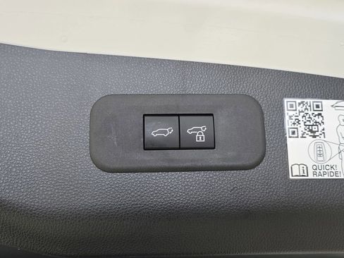 Used 2025 Toyota Crown Signia w/ Advanced Technology Package AWD/4WD image 15