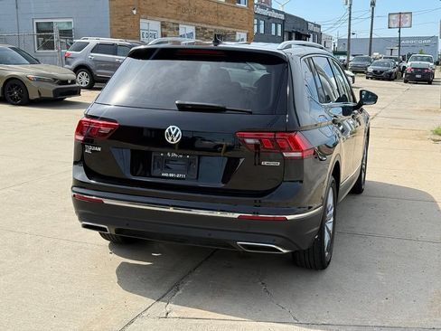 Used 2021 Volkswagen Tiguan SEL AWD/4WD image 7