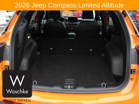 Used 2026 Jeep Compass Limited AWD/4WD image 16