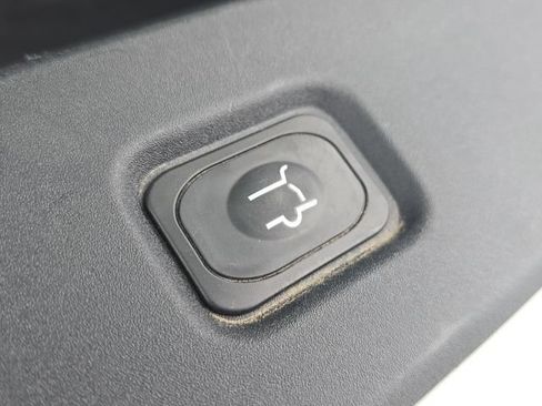 Used 2025 Lincoln Navigator L Reserve AWD/4WD image 14