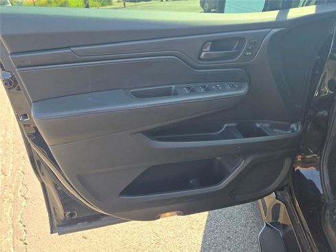 Used 2021 Honda Odyssey EX-L image 12