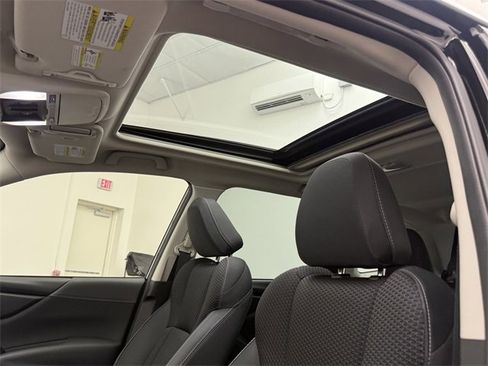 Used 2023 Subaru Forester Premium image 14
