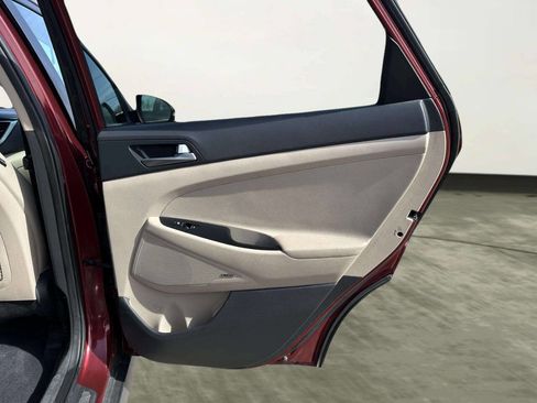 Used 2017 Hyundai Tucson Limited w/ Limited Ultimate Package 03 image 15