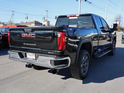 Used 2025 GMC Sierra 2500 SLT w/ SLT Premium Package image 7