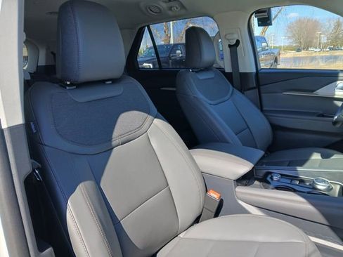 New 2026 Ford Explorer Active AWD/4WD image 36