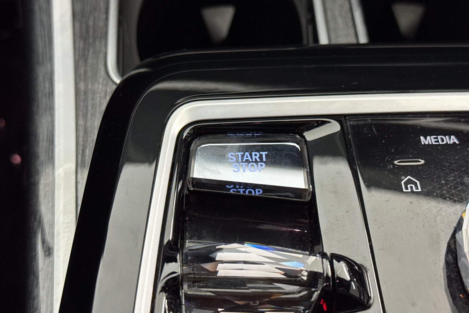 Used 2023 BMW i7 xDrive60 AWD/4WD image 18