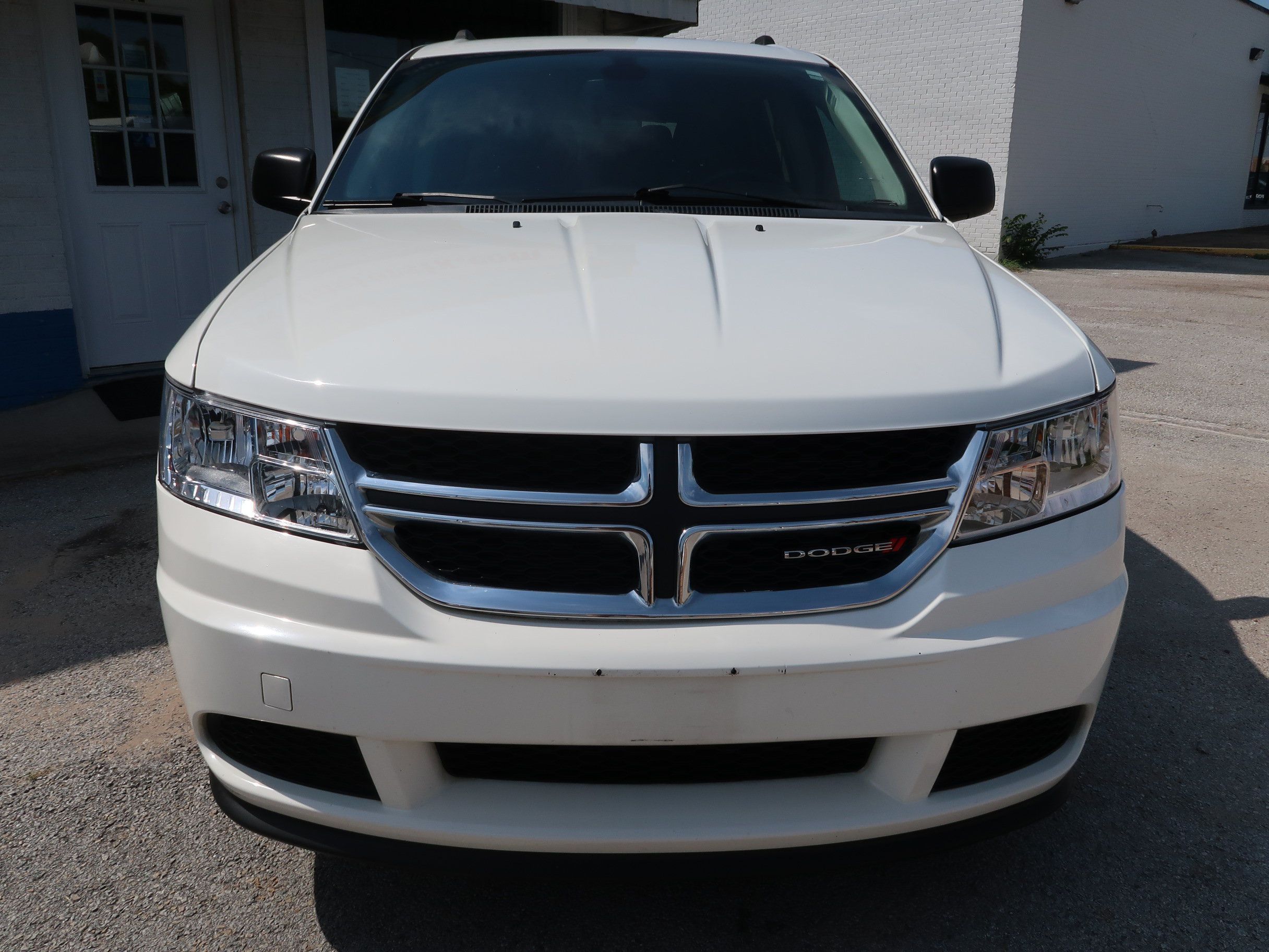Used 2019 Dodge Journey SE FWD image 9