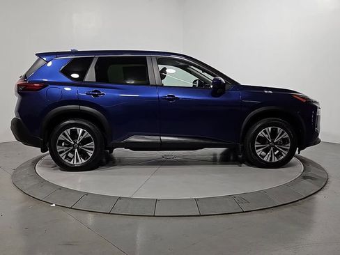 Certified 2023 Nissan Rogue SV image 8