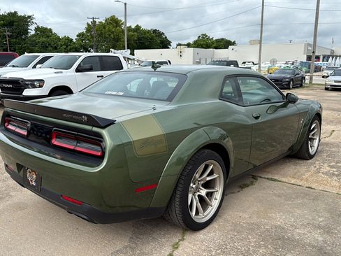 Used 2023 Dodge Challenger R/T Scat Pack RWD image 8