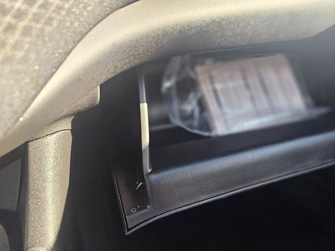 Used 2023 Chevrolet Malibu LS image 43