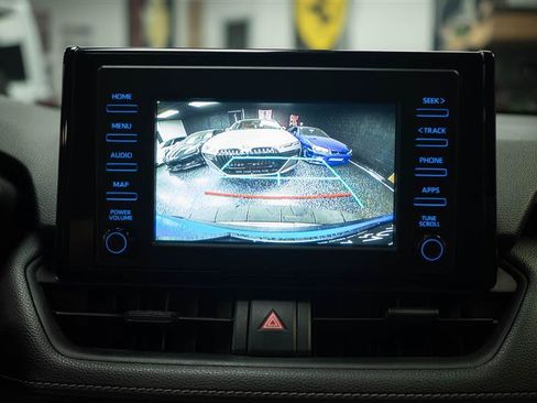 Used 2019 Toyota RAV4 XLE w/ Carpet Mat Package FWD image 21