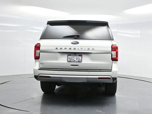 Used 2022 Ford Expedition XLT image 48