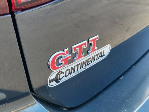 Used 2017 Volkswagen GTI Sport image 7