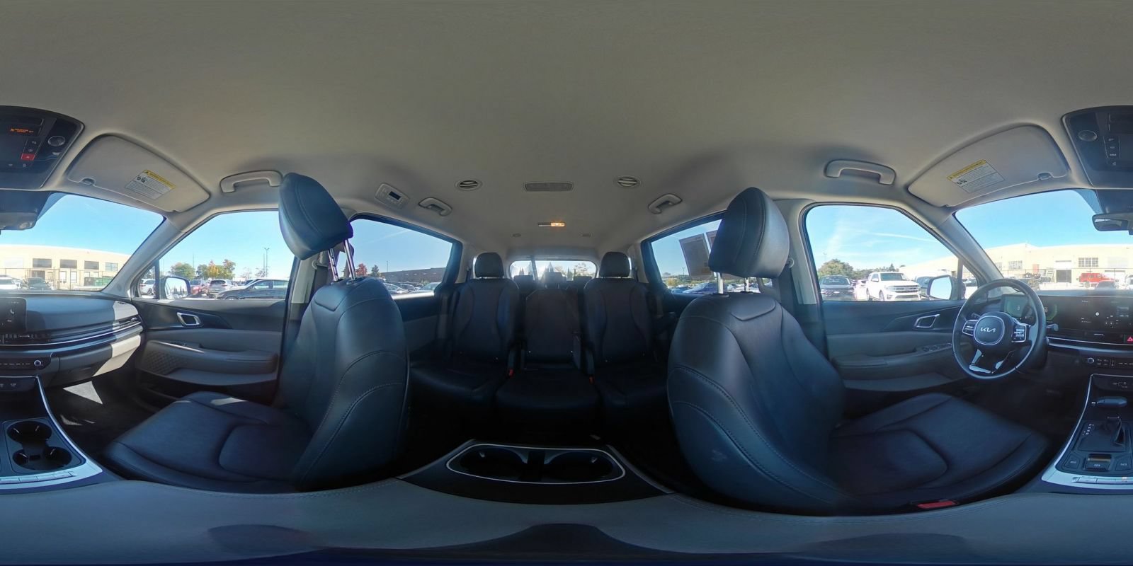 Used 2026 Kia Carnival FWD image 44